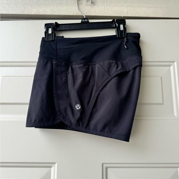 Lululemon Run Times Short black currant size 4 - Picture 9 of 14